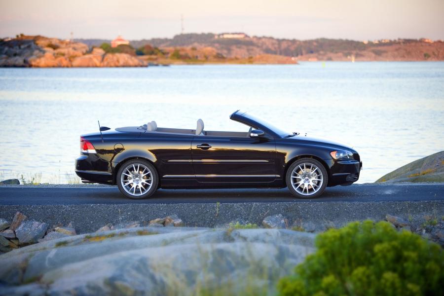  Volvo C70 T5 2005 года  (фото 69 из 93)